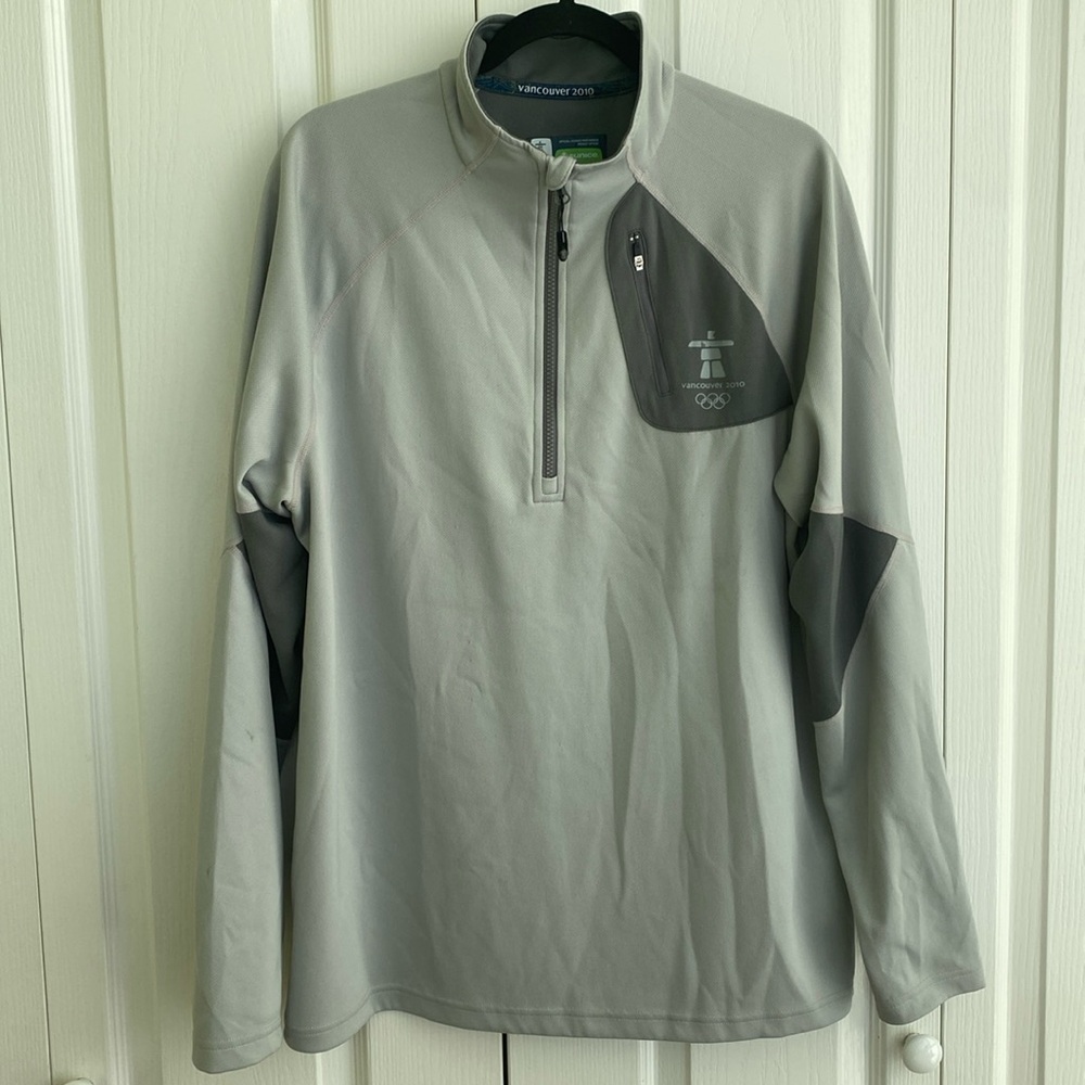 Men’s T-shirt, size L